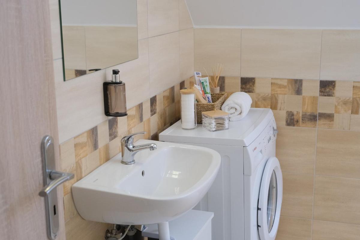 Apartmany Na Kovarne Rajov Zlata Koruna ภายนอก รูปภาพ